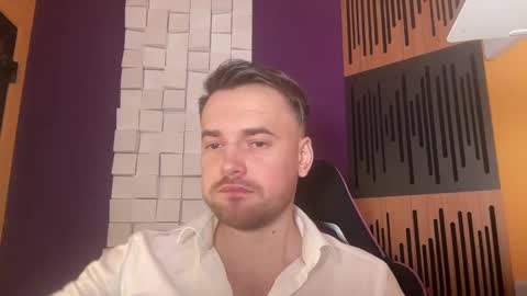 Oscar Steel Savage online show from 6, 2, 2025