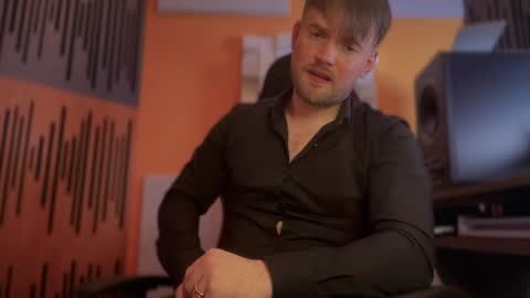 Oscar Steel Savage online show from 19, 2, 2025