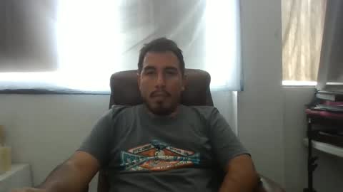 Snapshot of oscaryn_martell chatting on 8, 3, 2025 oscaryn_martell online show from 8, 3, 2025