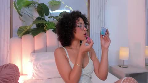 Oshun  online show from 12, 3, 2025