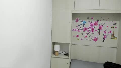 oshun_444 online show from 8, 4, 2026