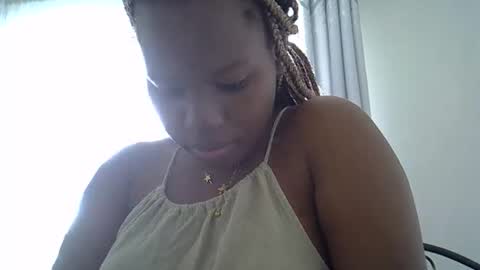 osoprettyebony online show from 21, 9, 2025