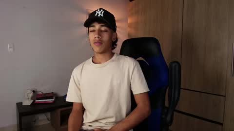 ostin 18hot online show from 11, 1, 2025