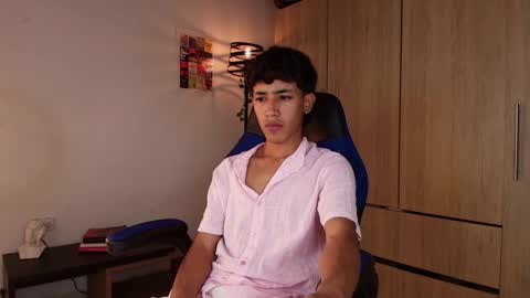 ostin 18hot online show from 23, 1, 2025