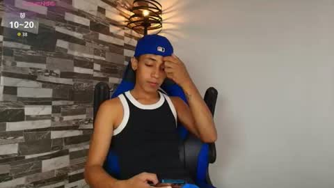 Snapshot of ostin_18hot chatting on 25, 6, 2026 ostin 18hot online show from 25, 6, 2026