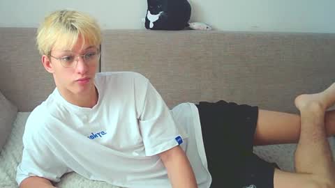 Snapshot of ostin_meoww chatting on 3, 12, 2024 Ostin online show from 3, 12, 2024