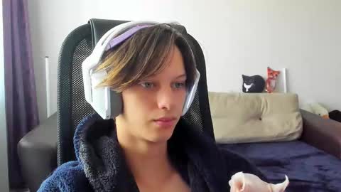 Snapshot of ostin_meoww chatting on 29, 10, 2025 Ostin online show from 29, 10, 2025