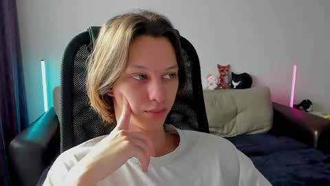 Ostin online show from 9, 4, 2026