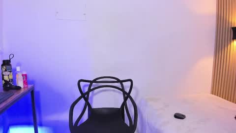 Otto Andrew online show from 4, 4, 2026