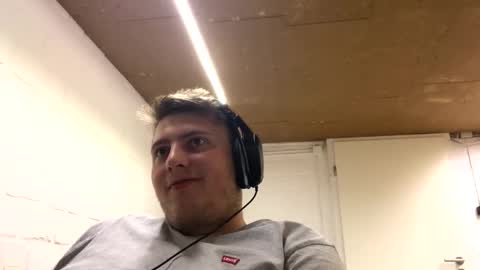 outflayd online show from 20, 10, 2025