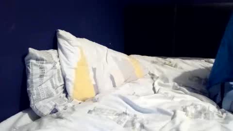 Owen kayz online show from 22, 10, 2025