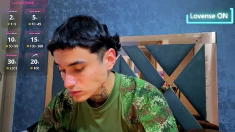 Snapshot of owen_desmond chatting on 30, 9, 2025 owen desmond online show from 30, 9, 2025