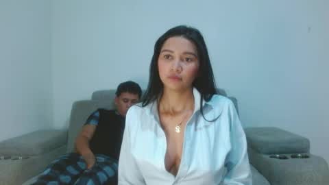 Snapshot of owenandrosecs chatting on 26, 4, 2026 Owen and Rose online show from 26, 4, 2026
