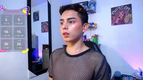 Owen  Independent model  online show from 21, 3, 2026