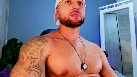 Maximus Owen online show from 9, 4, 2026