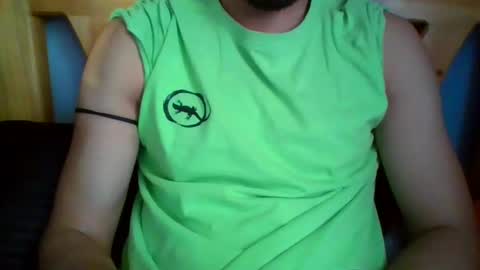 Snapshot of owensir chatting on 22, 11, 2025 owensir online show from 22, 11, 2025