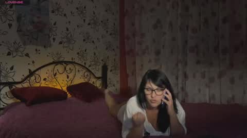 Snapshot of oxixlove chatting on 25, 6, 2026 OxiXLove online show from 25, 6, 2026