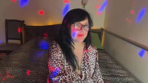 Snapshot of oxixlove chatting on 14, 7, 2026 OxiXLove online show from 14, 7, 2026