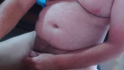 Snapshot of ozzieozzieoi chatting on 25, 11, 2025 HairyolOz online show from 25, 11, 2025