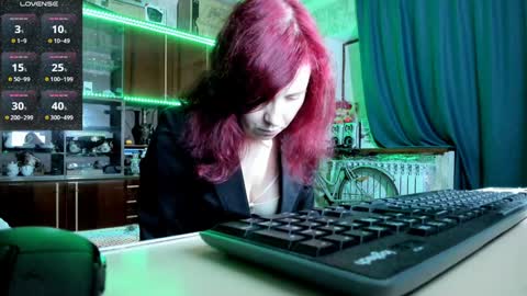 Snapshot of pa1e_pr1ncess chatting on 1, 1, 2025 Ella online show from 1, 1, 2025