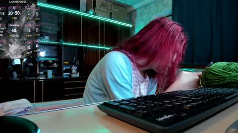 Snapshot of pa1e_pr1ncess chatting on 6, 1, 2025 Ella online show from 6, 1, 2025