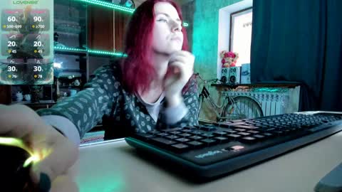 Snapshot of pa1e_pr1ncess chatting on 10, 1, 2025 Ella online show from 10, 1, 2025