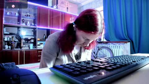 Snapshot of pa1e_pr1ncess chatting on 4, 2, 2025 Ella online show from 4, 2, 2025
