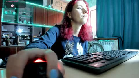 Snapshot of pa1e_pr1ncess chatting on 8, 2, 2025 Ella online show from 8, 2, 2025