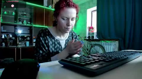 Snapshot of pa1e_pr1ncess chatting on 9, 2, 2025 Ella online show from 9, 2, 2025
