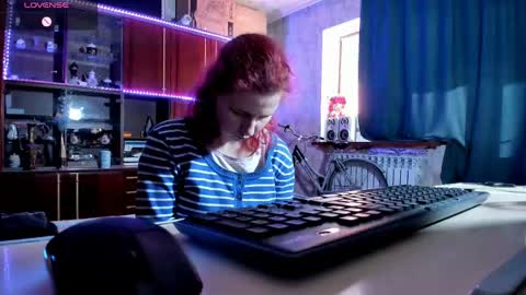 Snapshot of pa1e_pr1ncess chatting on 28, 2, 2025 Ella online show from 28, 2, 2025