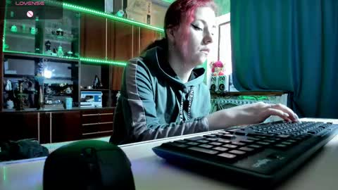Snapshot of pa1e_pr1ncess chatting on 2, 3, 2025 Ella online show from 2, 3, 2025