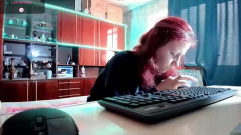 Snapshot of pa1e_pr1ncess chatting on 8, 3, 2025 Ella online show from 8, 3, 2025