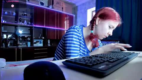 Snapshot of pa1e_pr1ncess chatting on 9, 3, 2025 Ella online show from 9, 3, 2025