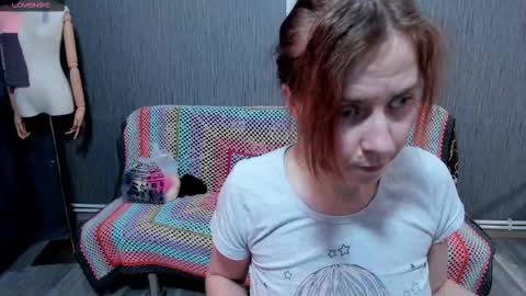 Snapshot of pa1e_pr1ncess chatting on 22, 9, 2025 Ella online show from 22, 9, 2025