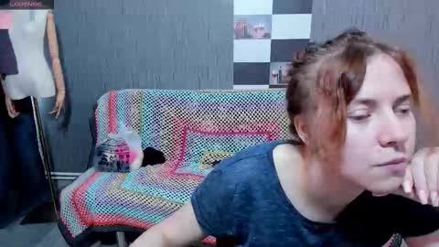 Snapshot of pa1e_pr1ncess chatting on 23, 9, 2025 Ella online show from 23, 9, 2025