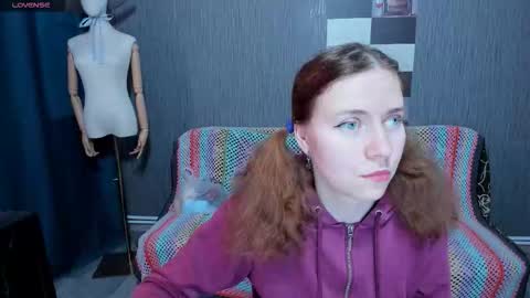 Snapshot of pa1e_pr1ncess chatting on 15, 10, 2025 Ella online show from 15, 10, 2025