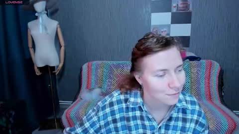 Snapshot of pa1e_pr1ncess chatting on 18, 10, 2025 Ella online show from 18, 10, 2025