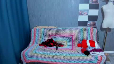 Ella online show from 17, 12, 2025