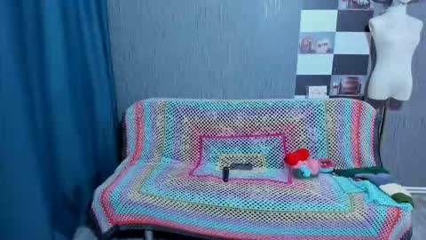 Ella online show from 4, 3, 2026