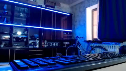 Ella online show from 18, 4, 2026