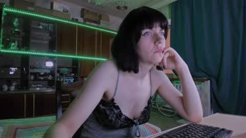 Snapshot of pa1e_pr1ncess chatting on 18, 6, 2026 Ella online show from 18, 6, 2026