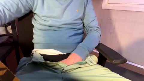 pablo19692017 online show from 10, 3, 2025