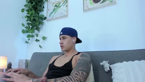 Javi    online show from 4, 2, 2026