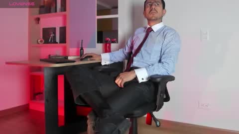 Snapshot of pablo_rincon95 chatting on 4, 12, 2025 pablo rincon95 online show from 4, 12, 2025