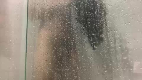 Snapshot of pablocruz2000 chatting on 12, 12, 2024 LoneWolf online show from 12, 12, 2024