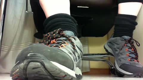 Snapshot of pablomenesssl chatting on 3, 3, 2025 Pablo Meness online show from 3, 3, 2025