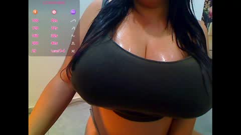 Snapshot of paholabigtitis chatting on 8, 7, 2026 paolabigttits online show from 8, 7, 2026