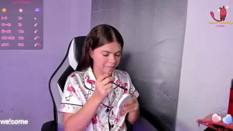 Snapshot of paigejayden chatting on 18, 11, 2025 Paige online show from 18, 11, 2025