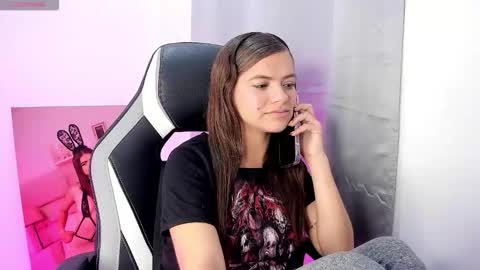 Snapshot of paigejayden chatting on 25, 11, 2025 Paige online show from 25, 11, 2025