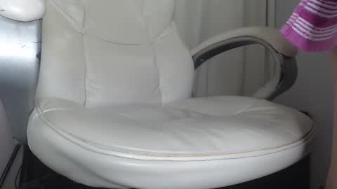 paiperhalliwey online show from 9, 3, 2025